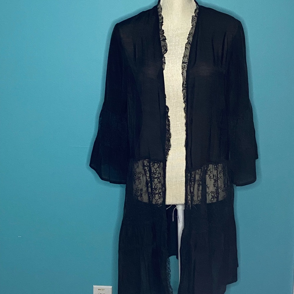 Lace kimono